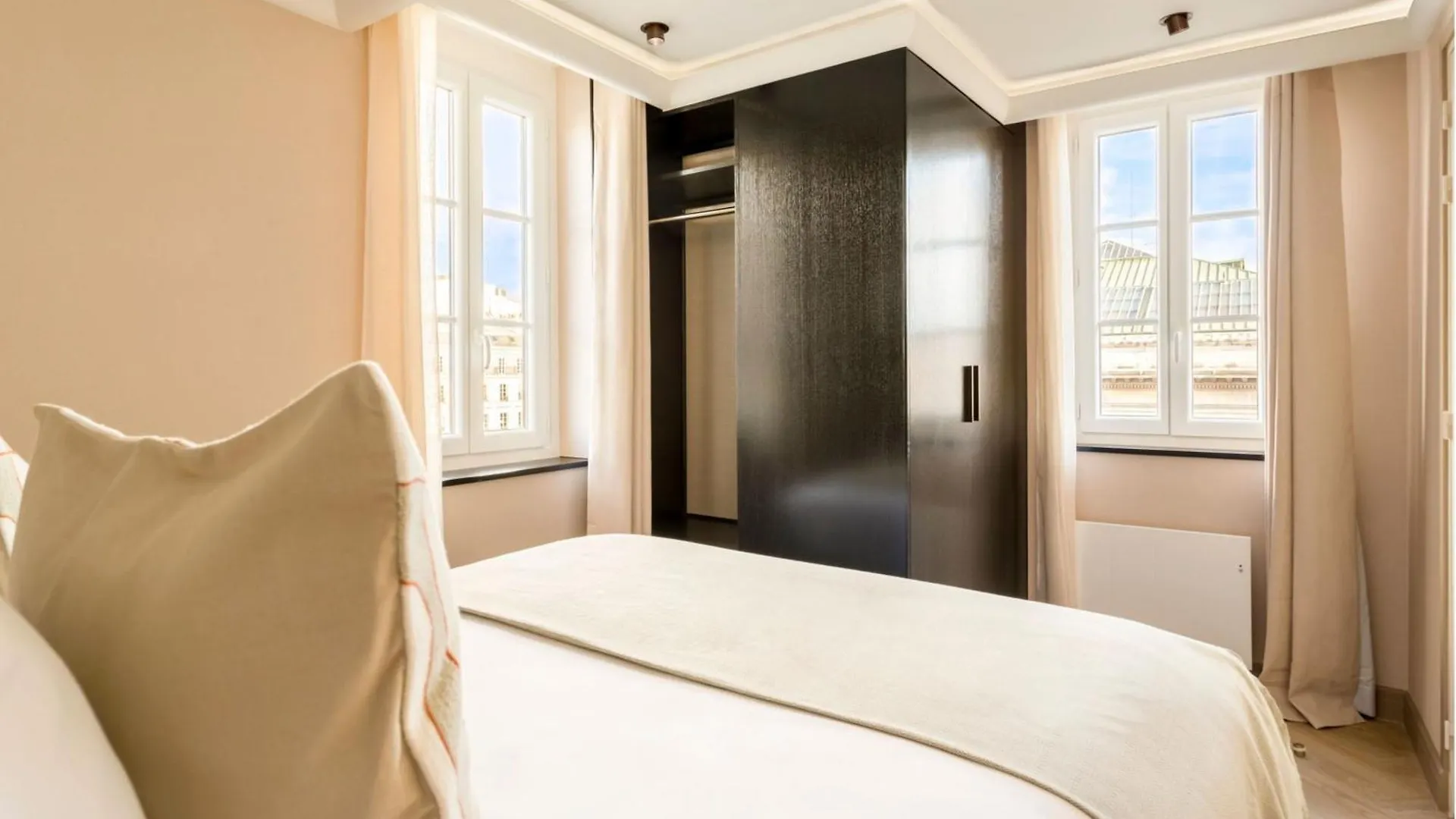 Appartement Merveil - Signature Suite - Louvre - Bourse II Paris France